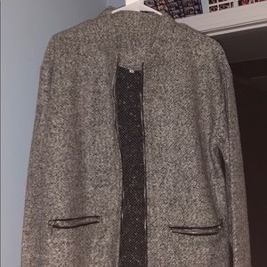 Women’s Light Weight Jacket